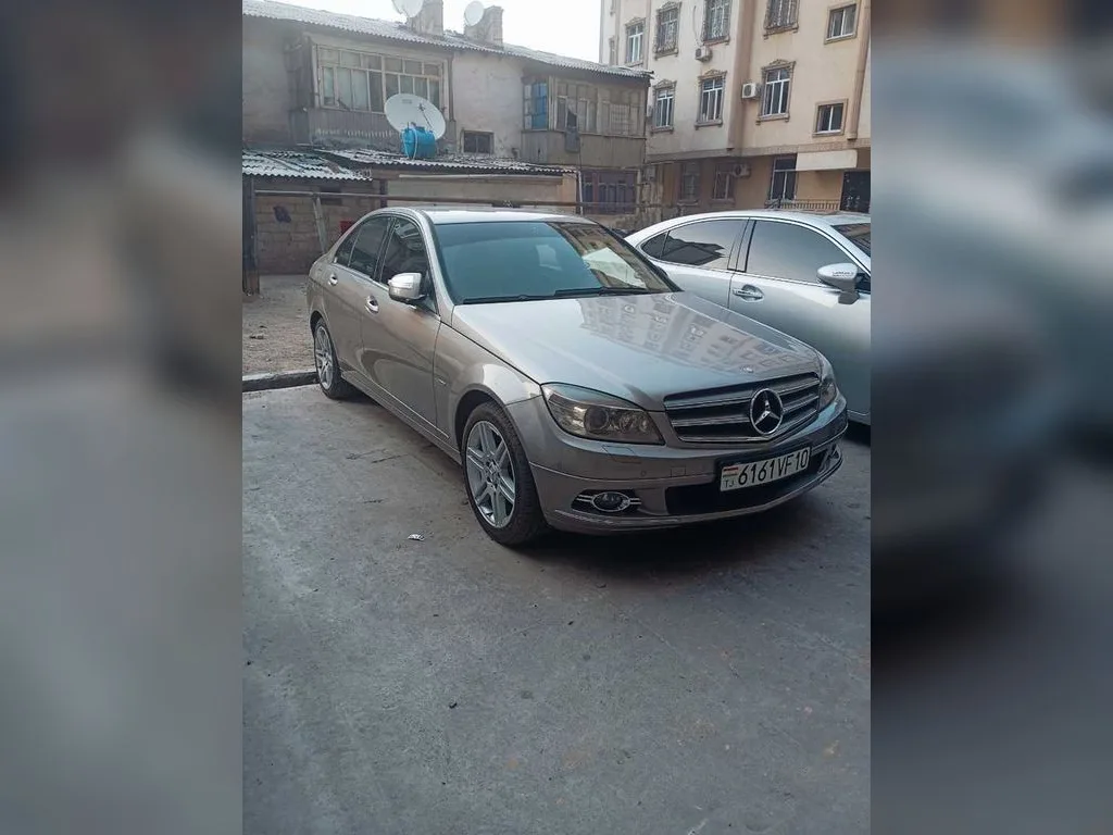 Mercedes-Benz C-Class