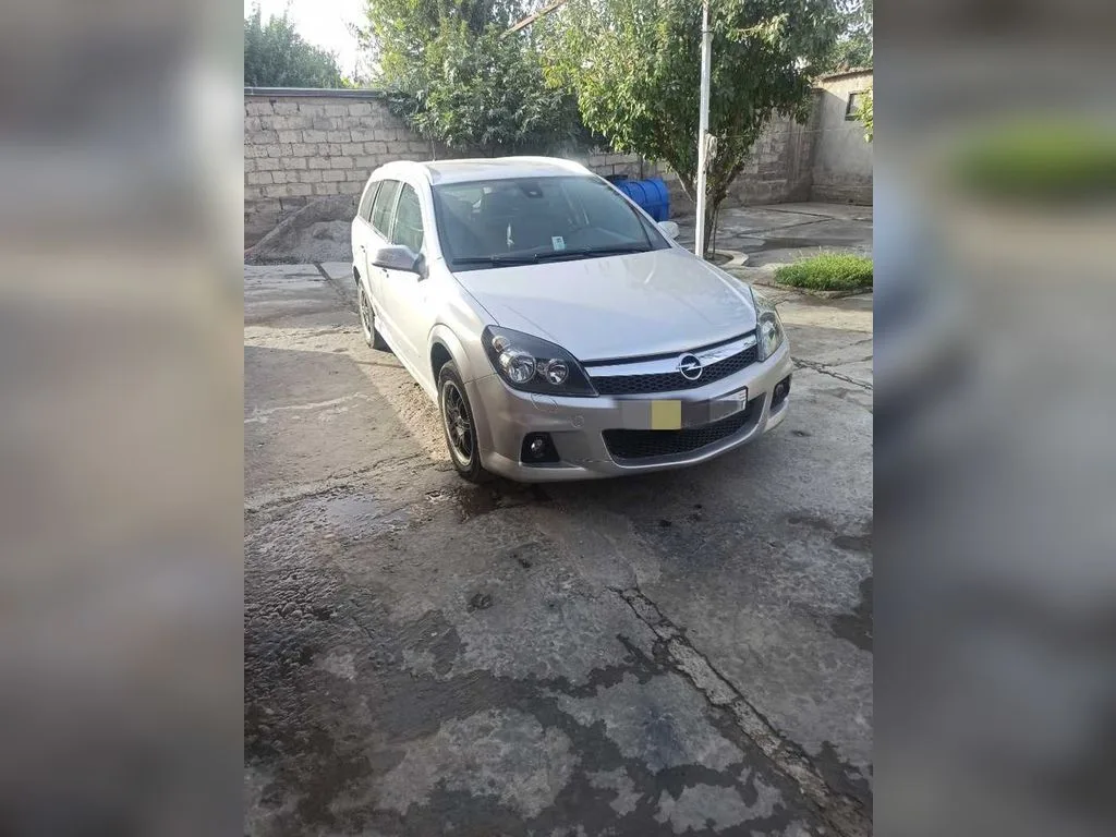 Opel Astra H