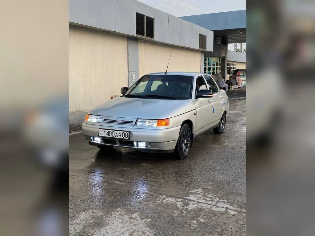 Lada 2110