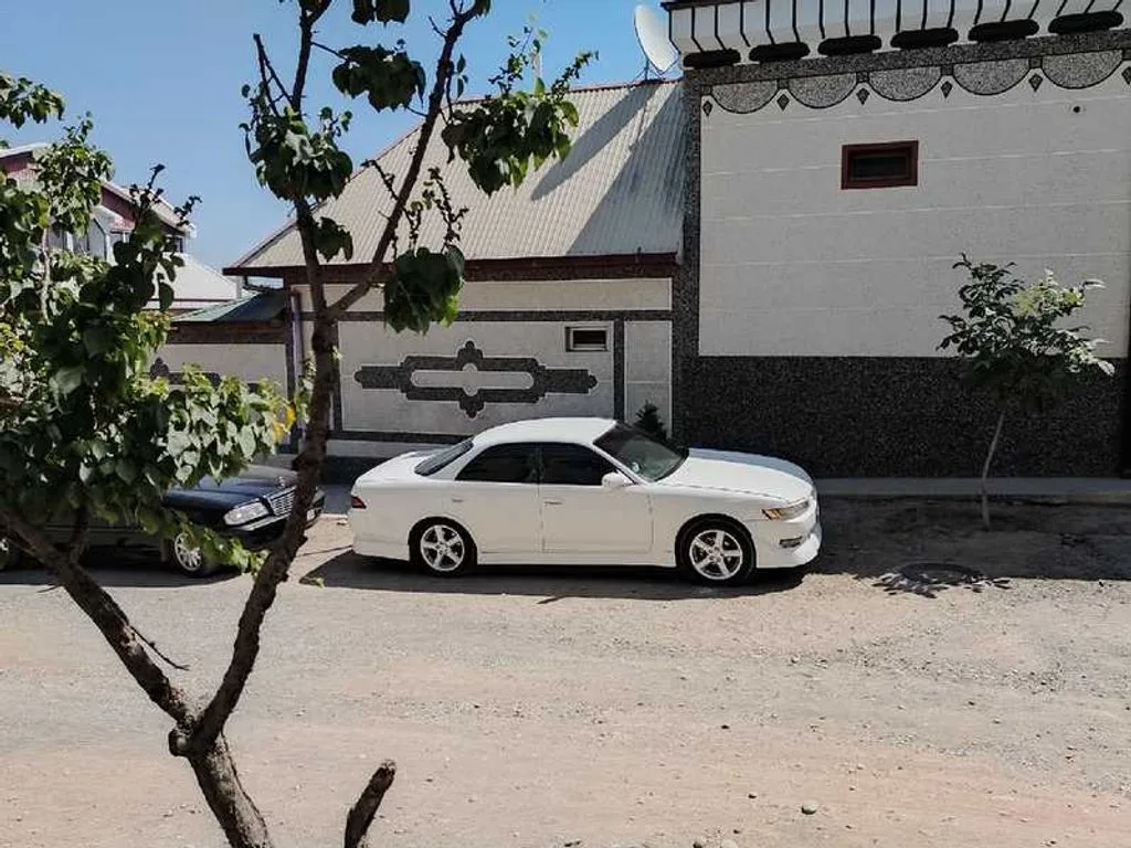 Toyota Mark II