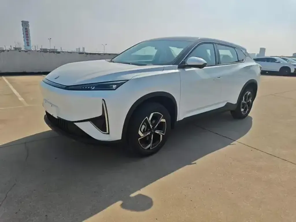 Dongfeng L7