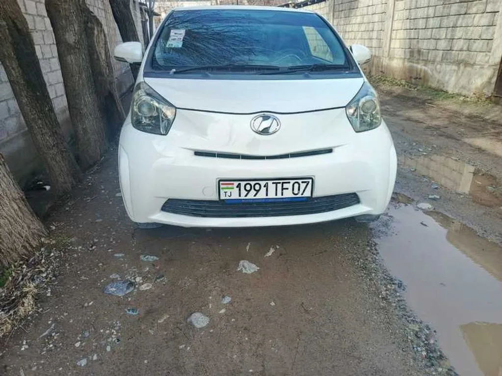Toyota IQ