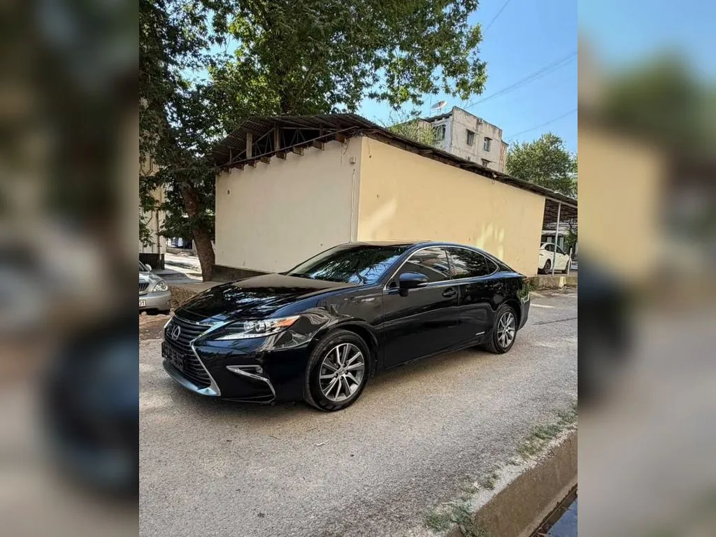 Lexus ES series