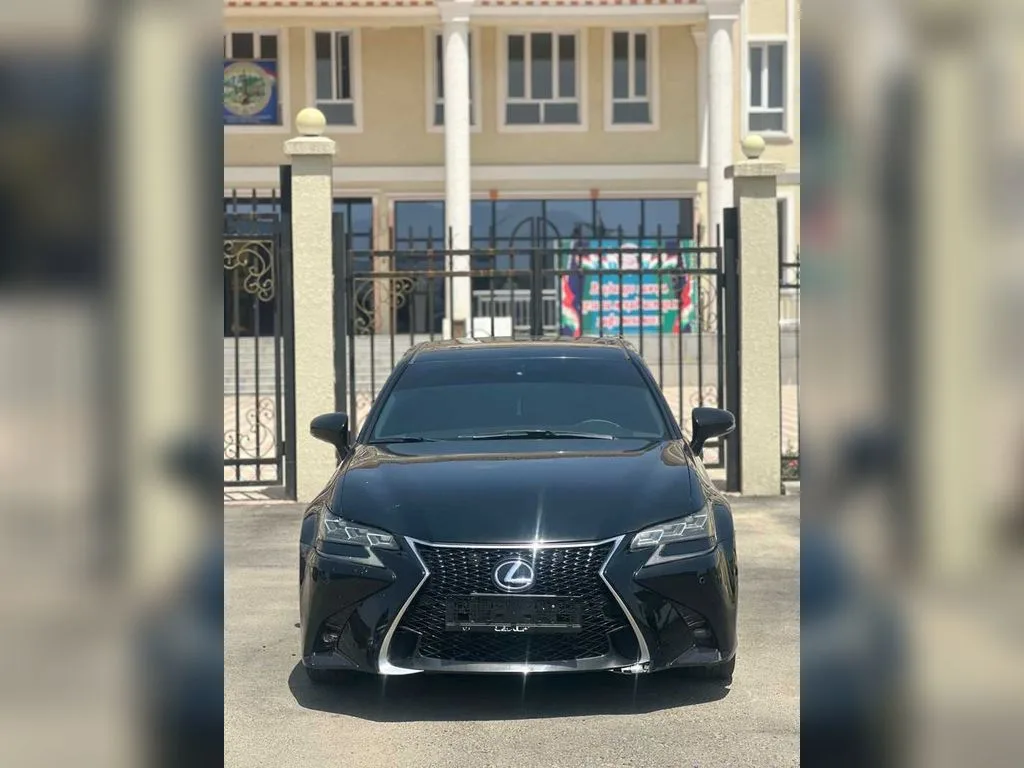 Lexus GS