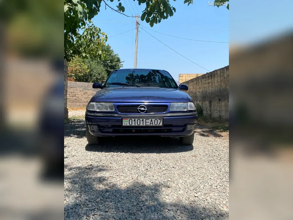 Opel Astra F