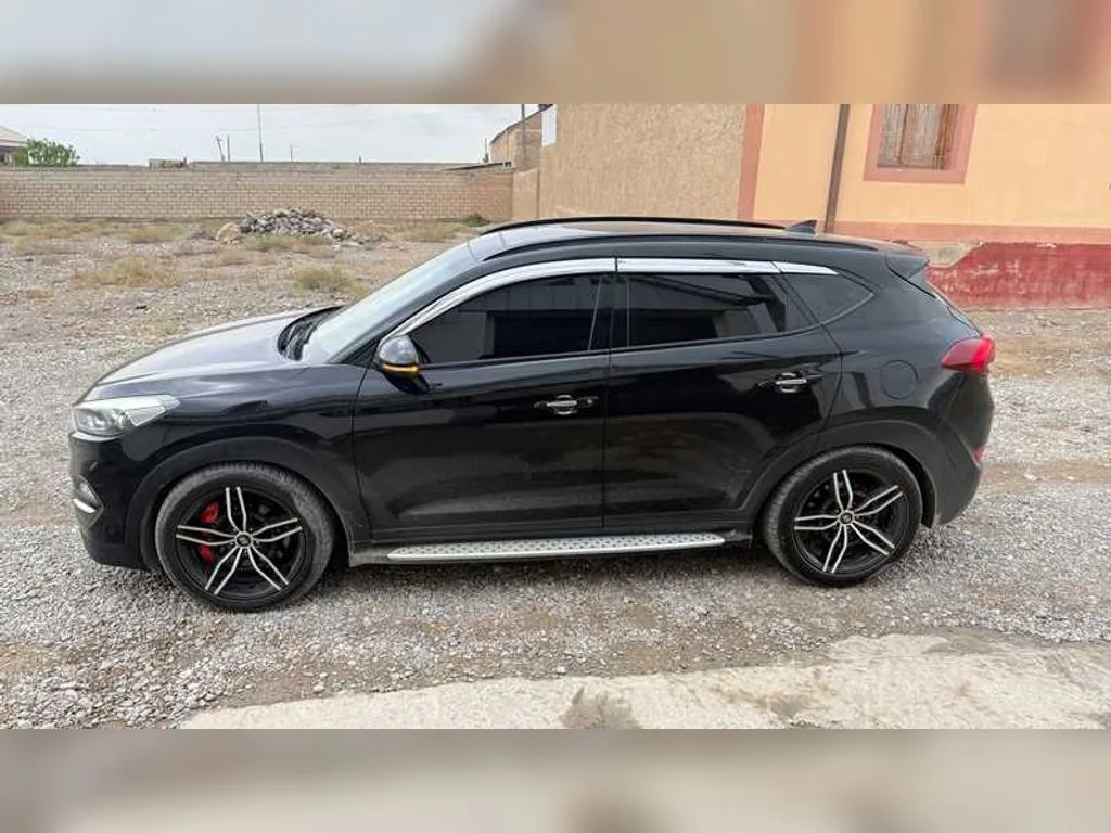 Hyundai Tucson