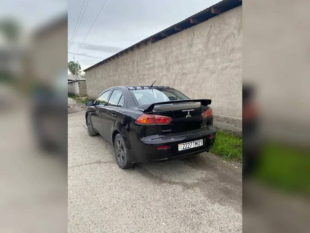 Mitsubishi Lancer