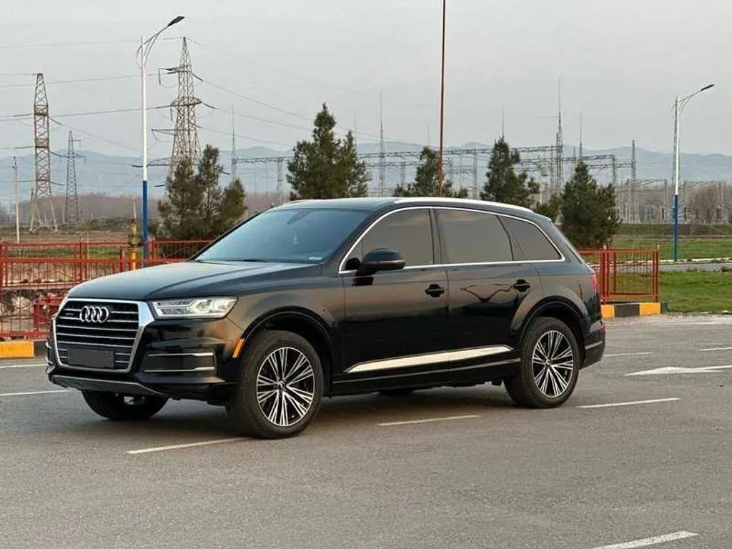 Audi Q7