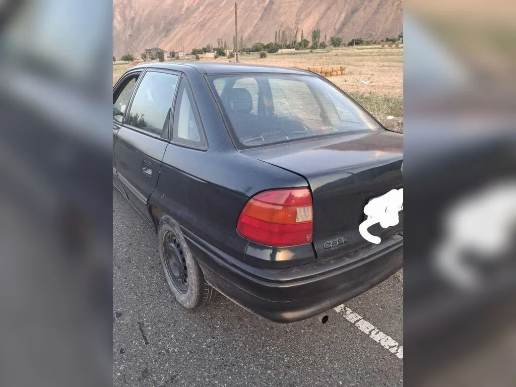 Opel Astra F