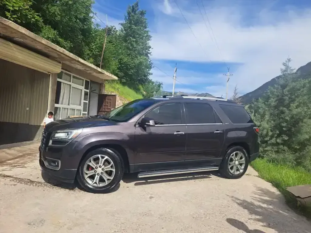 GMC Acadia