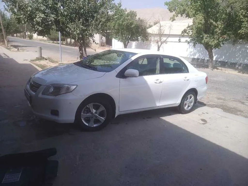 Toyota Axio