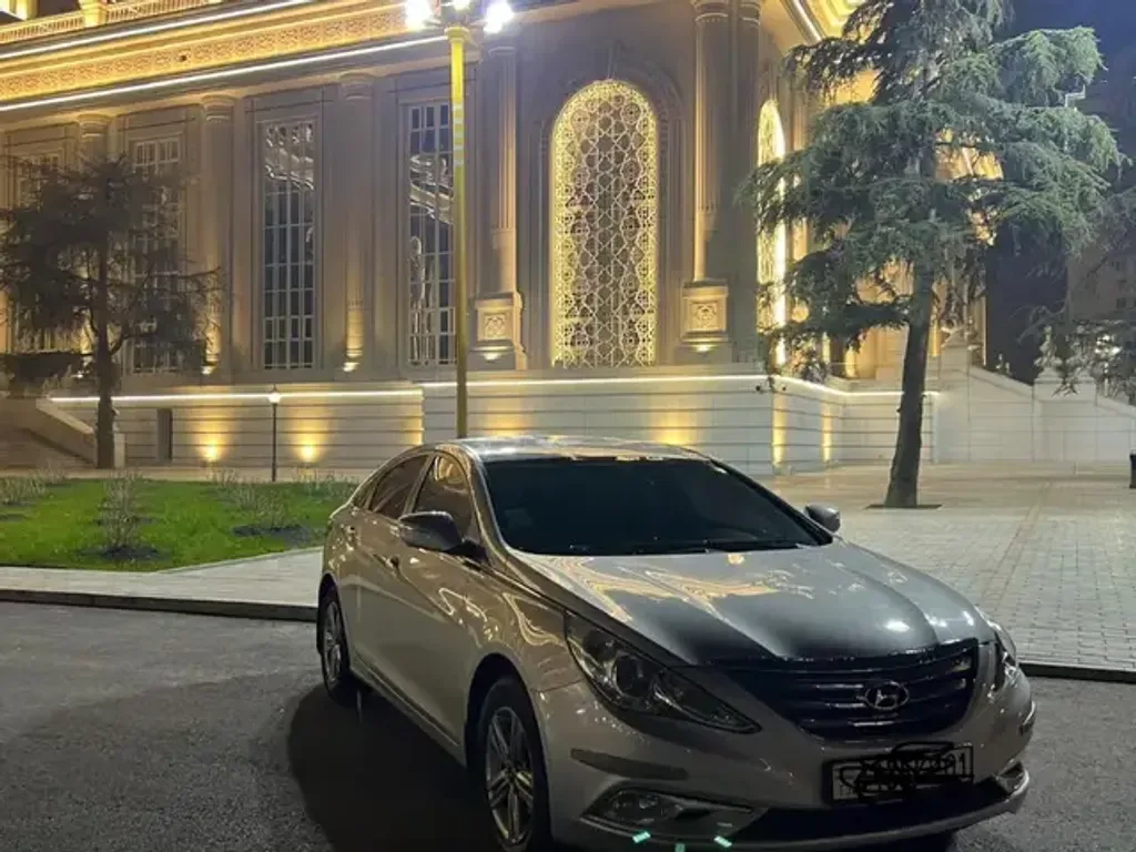 Hyundai Sonata