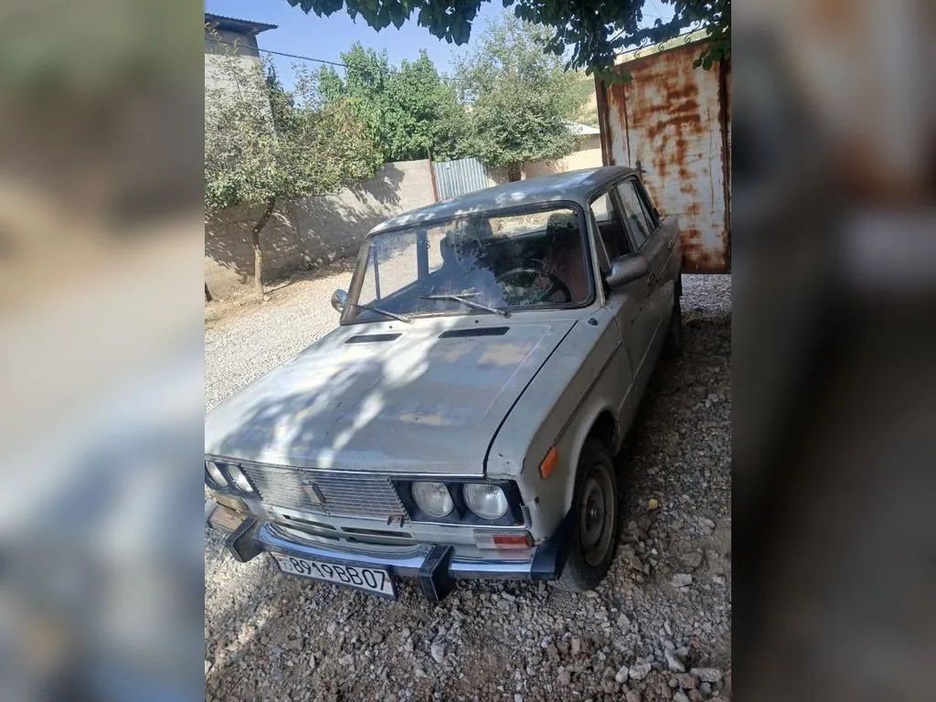 Lada 2106