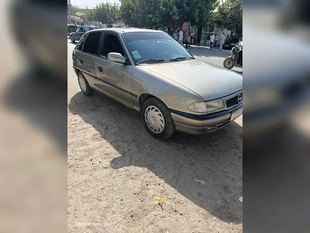 Opel Astra F
