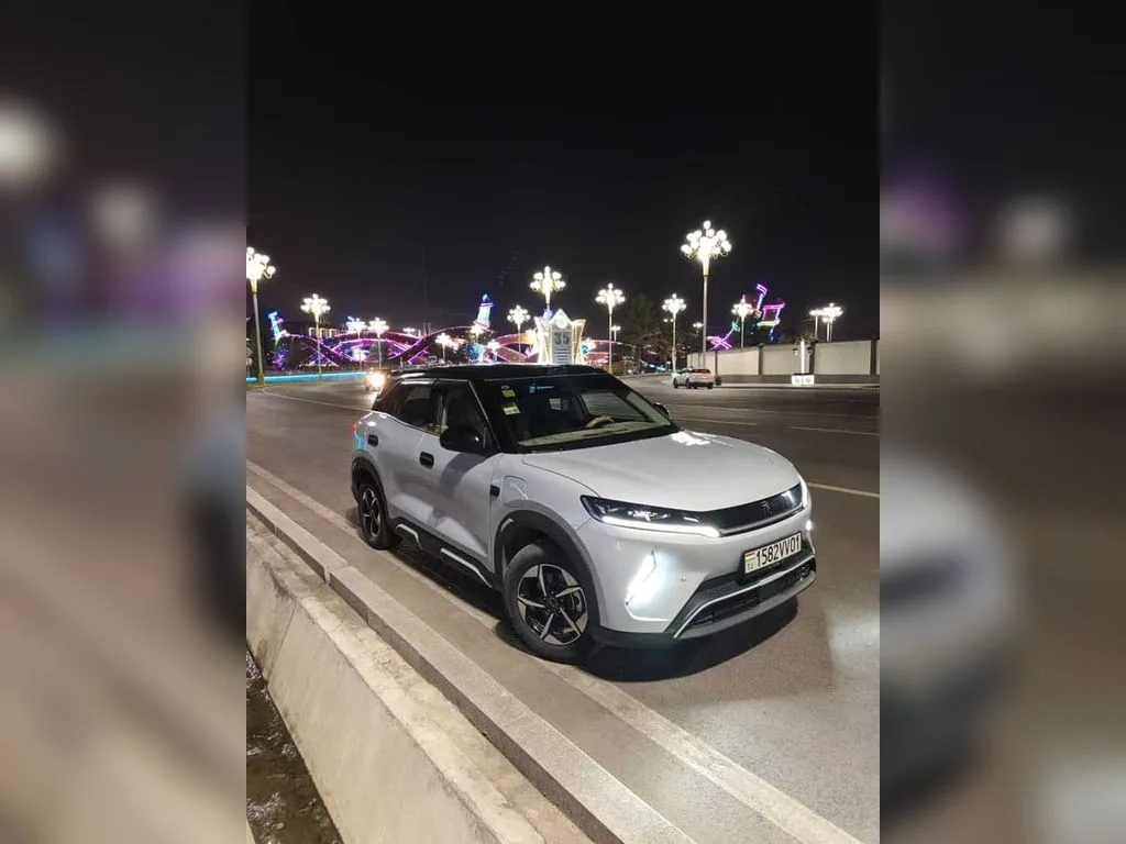 BYD Yuan UP