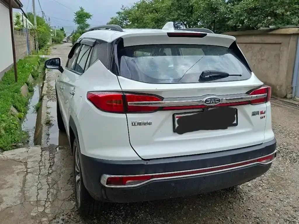 JAC JS4