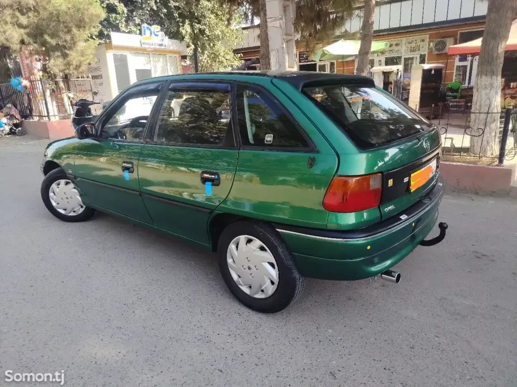 Opel Astra F