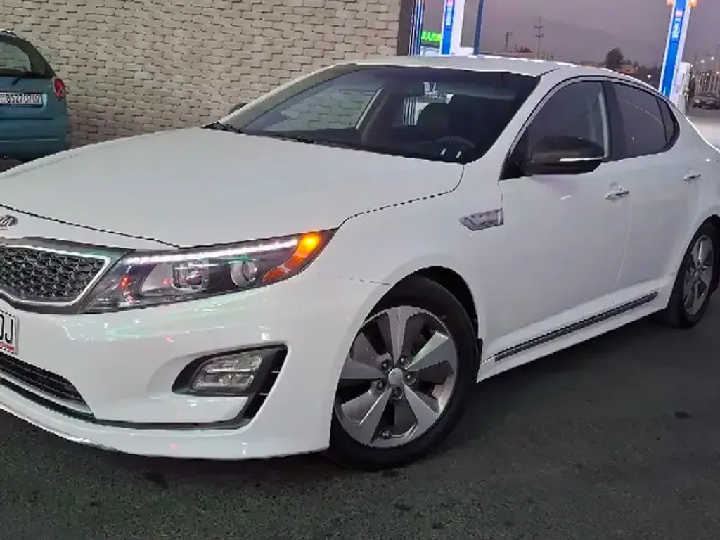 Kia K5