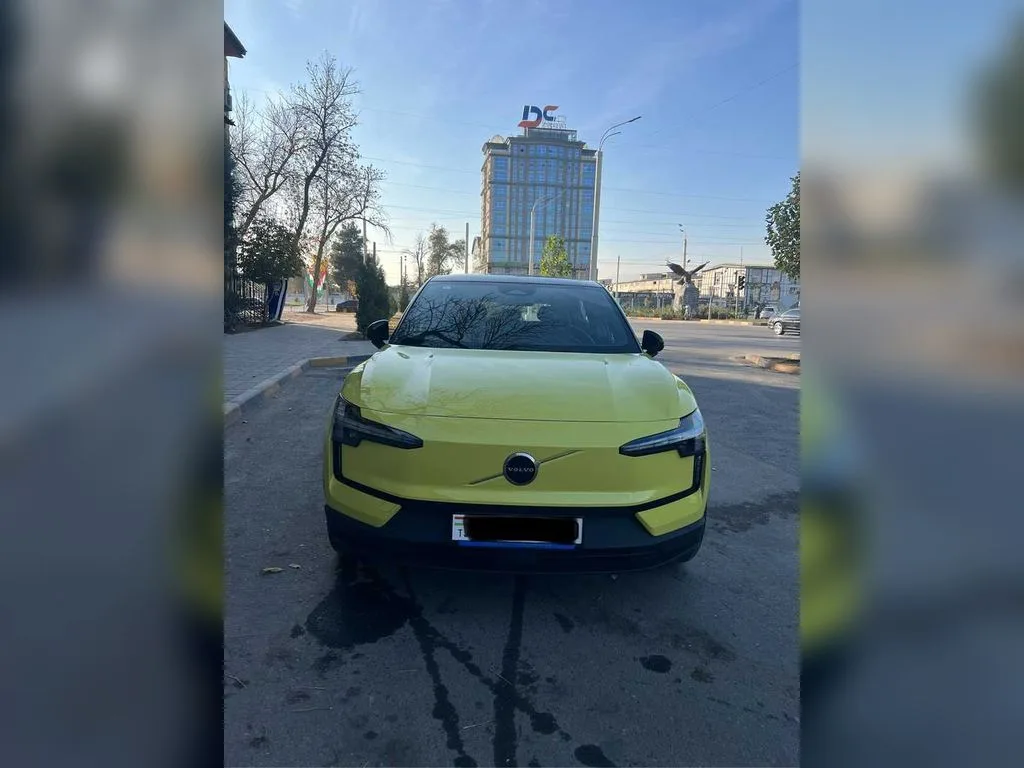 Volvo EX30