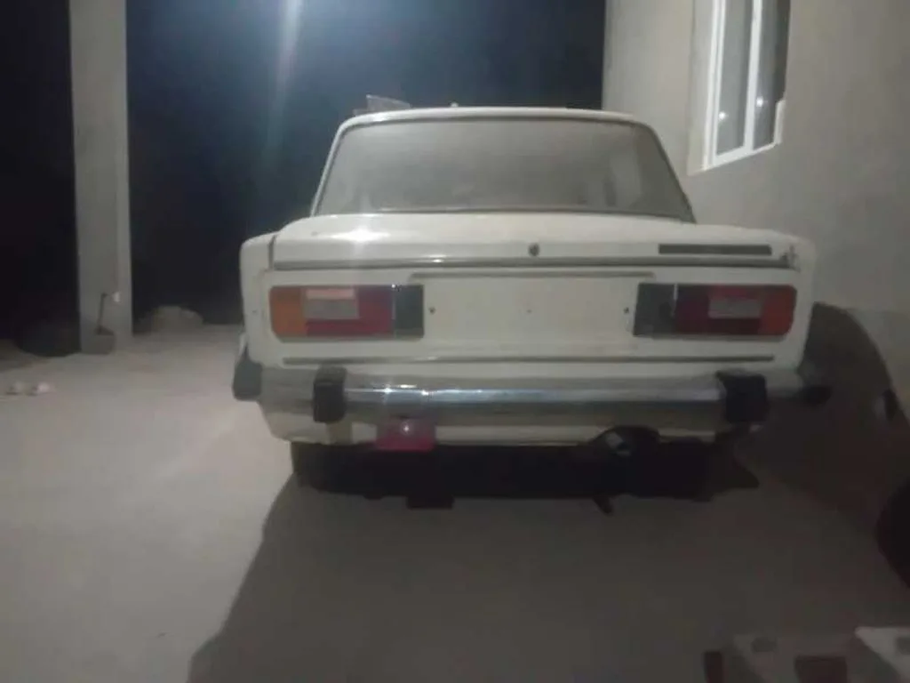 Lada 2106