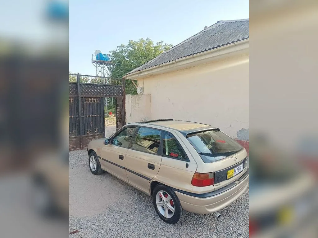 Opel Astra F