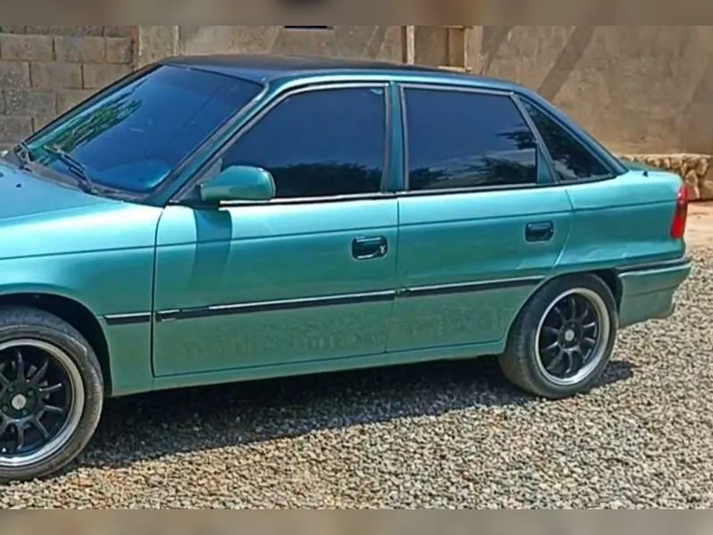 Opel Astra F