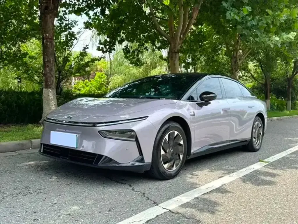 Xpeng P7