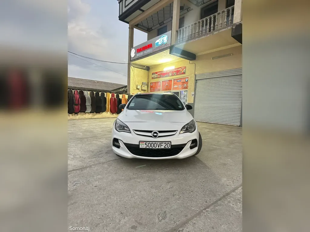 Opel Astra J