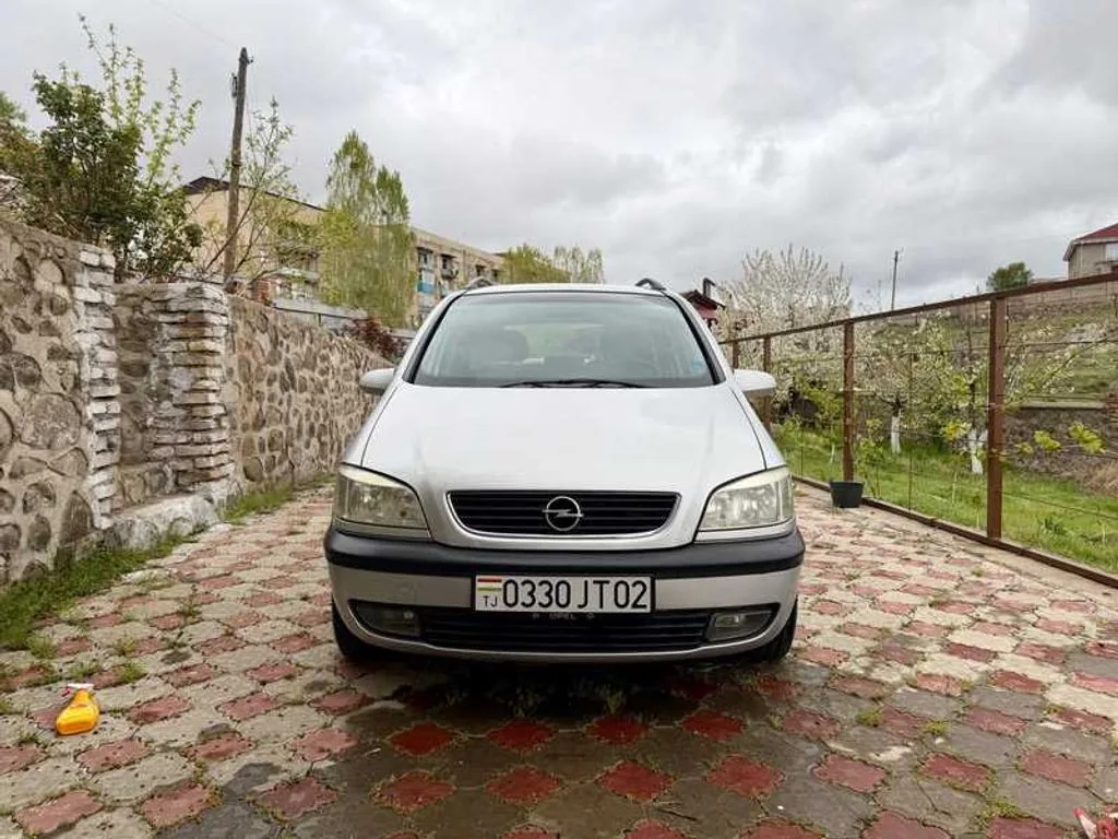 Opel Zafira