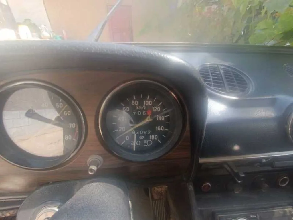Lada 2106