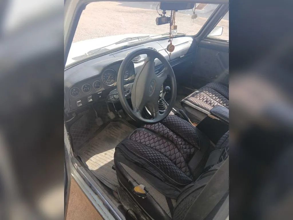 Lada 2106