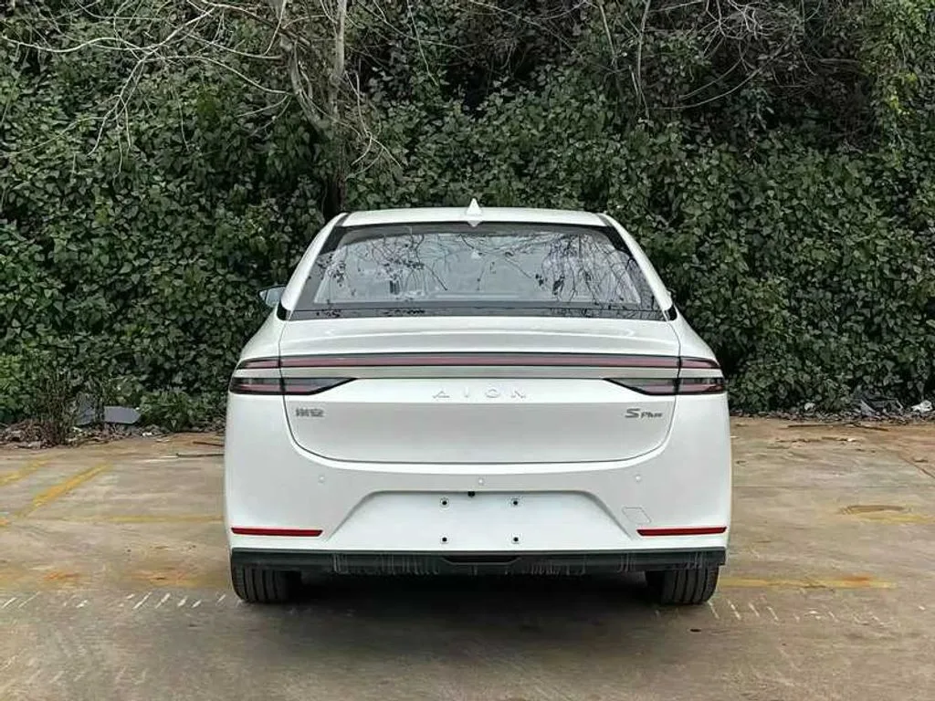 GAC Aion S Plus