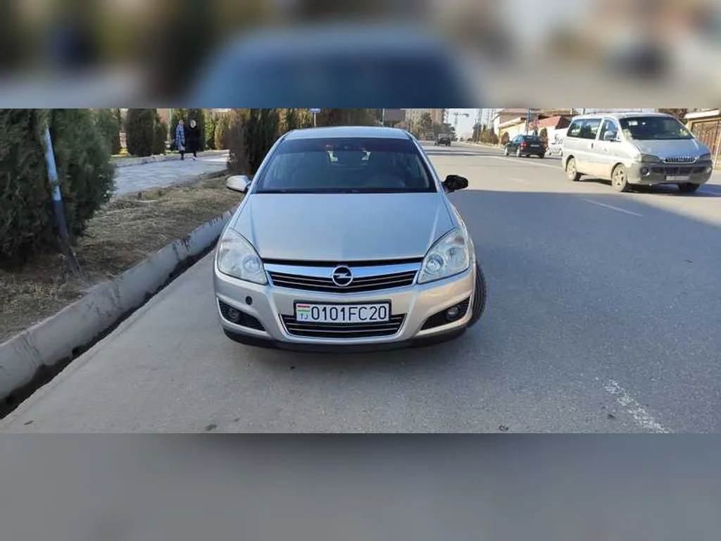 Opel Astra H