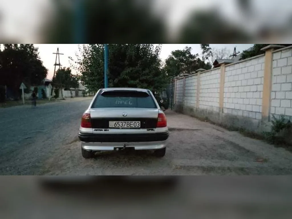 Opel Astra F