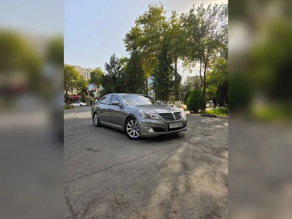 Hyundai Equus