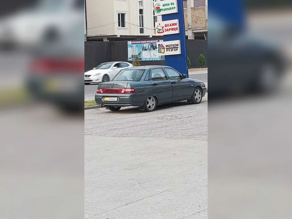 Lada 2110