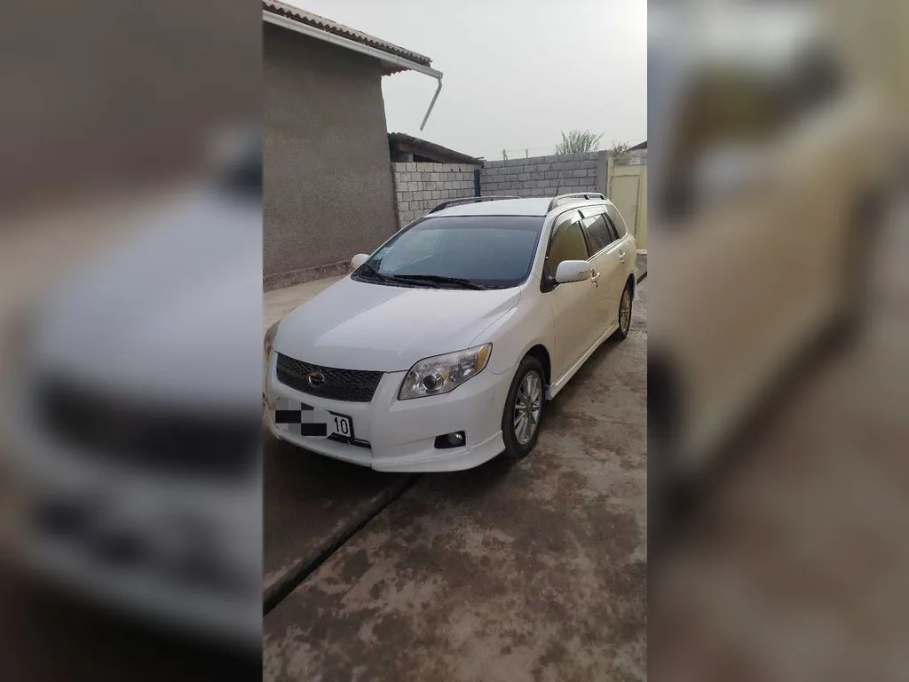 Toyota Fielder