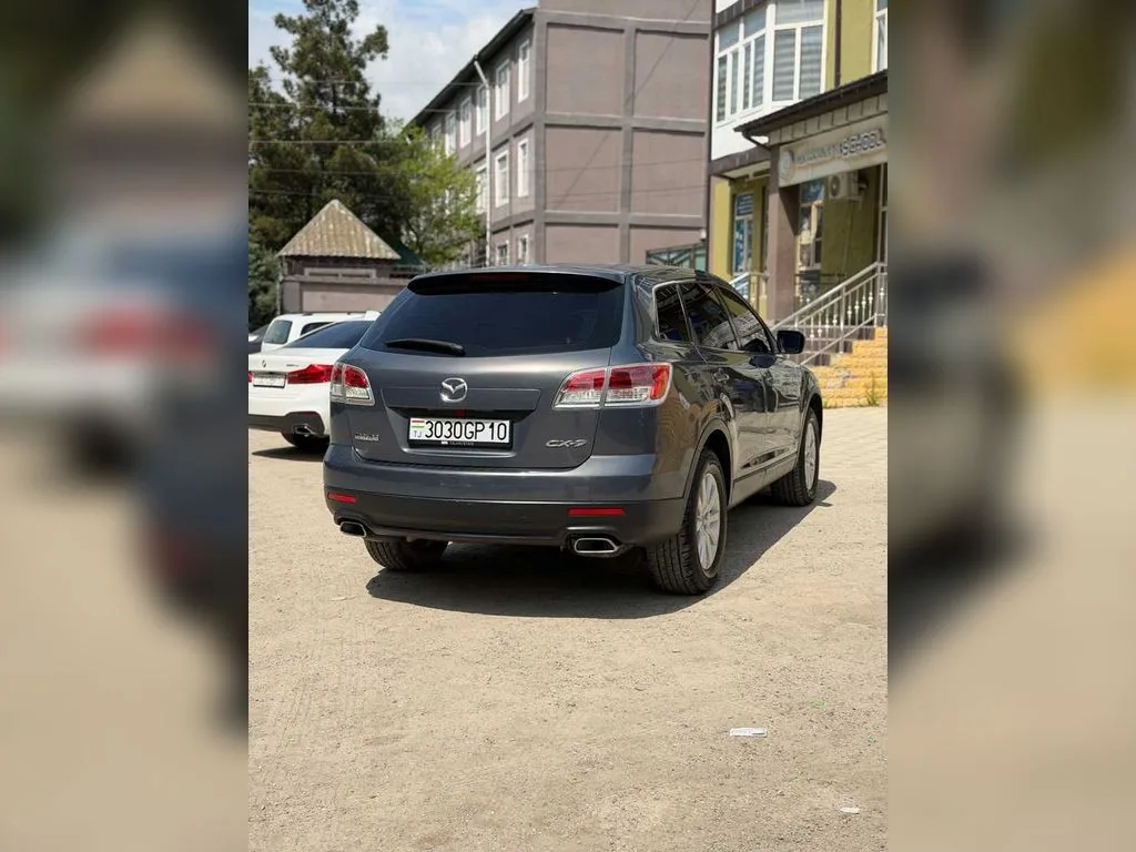 Mazda CX-9