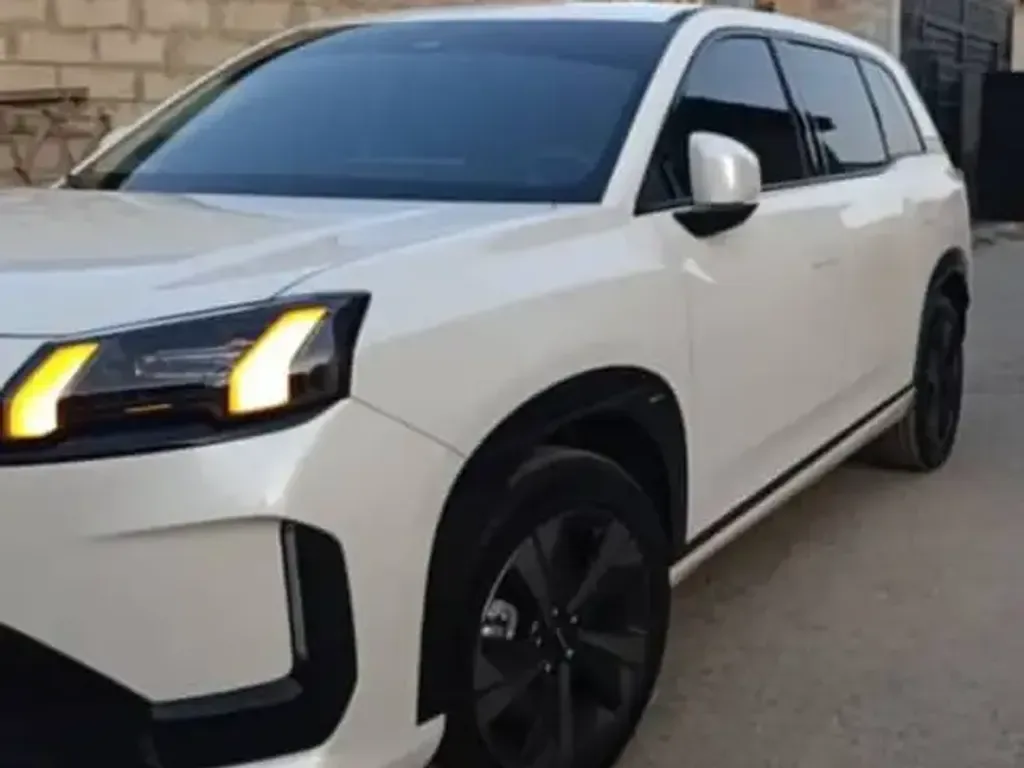 GAC Aion V