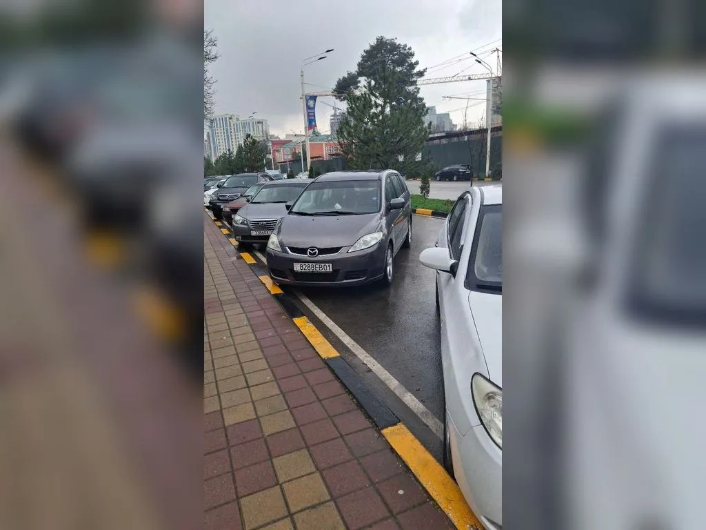 Mazda 5