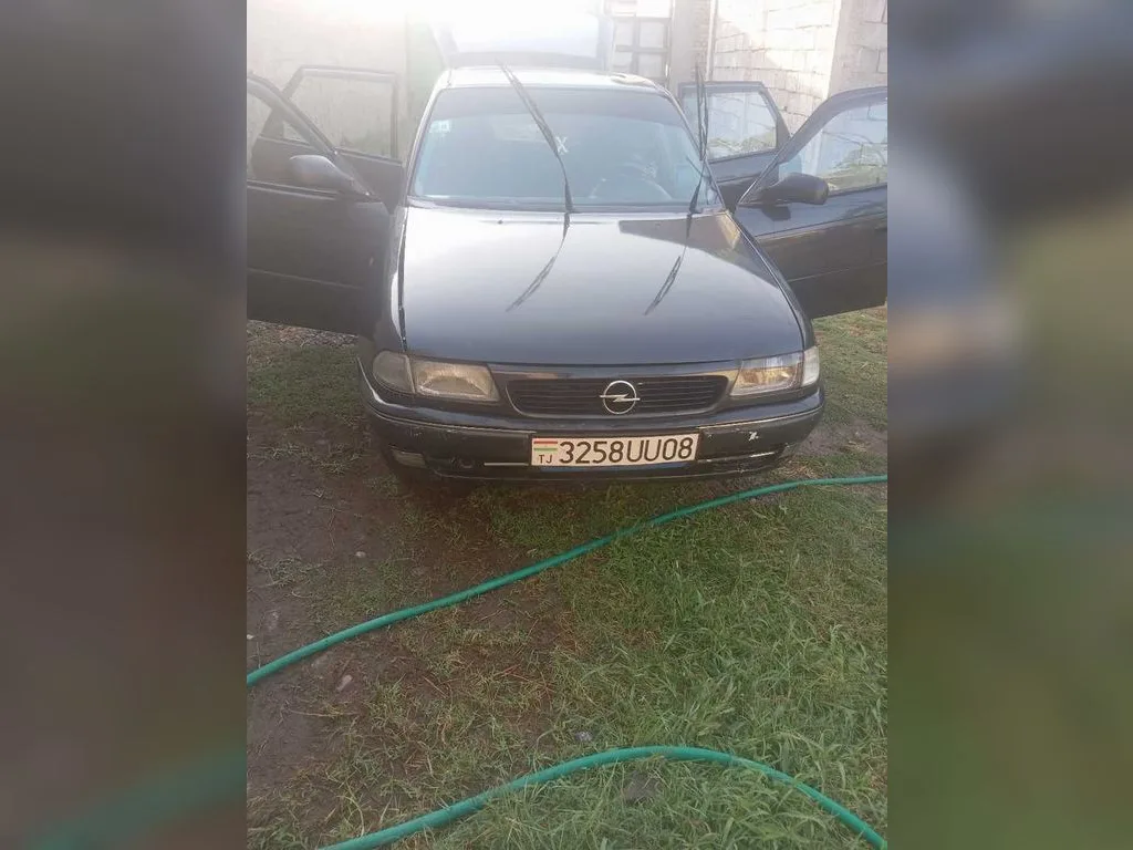 Opel Astra F