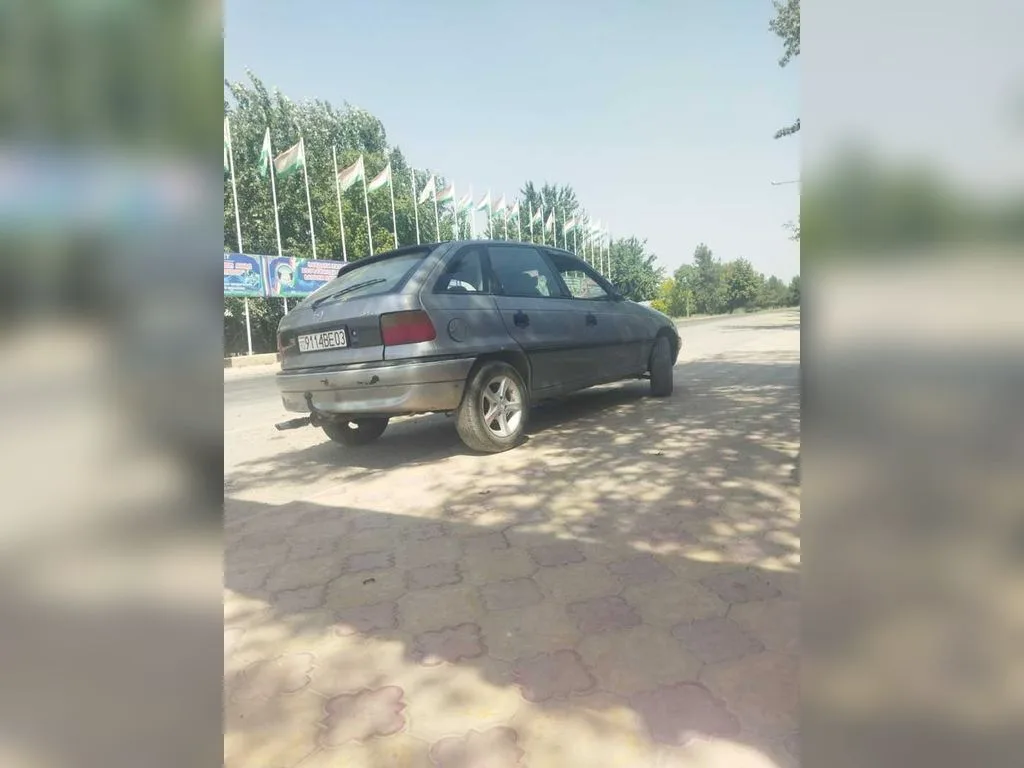 Opel Astra F