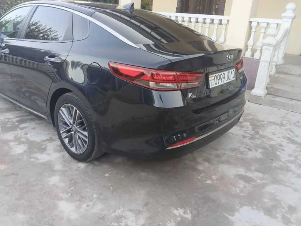 Kia K5