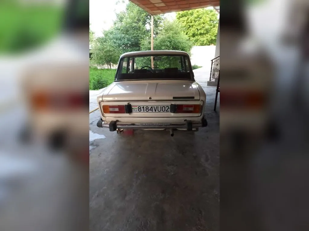 Lada 2106