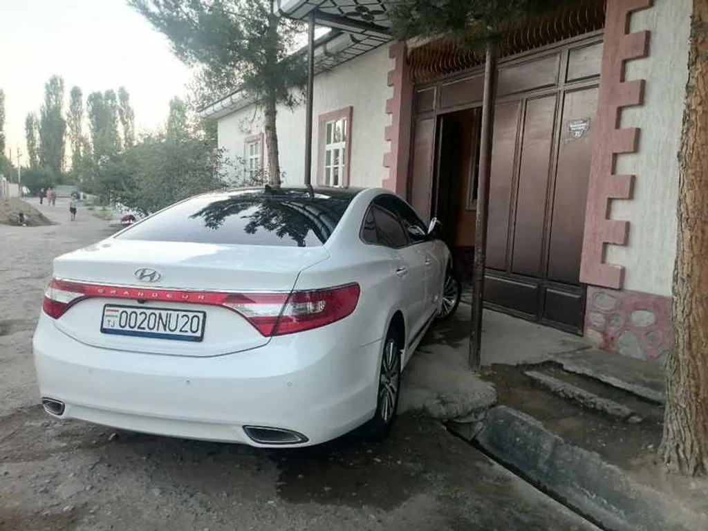 Hyundai Grandeur