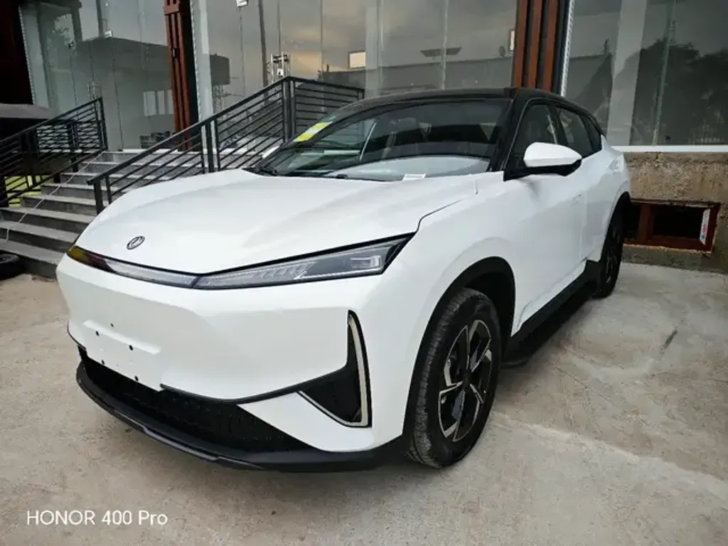 Dongfeng L7