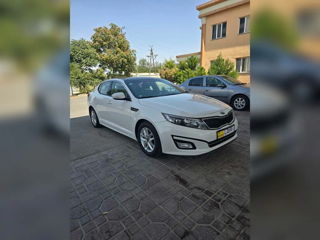 Kia K5