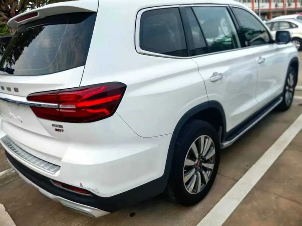 Roewe Rx8