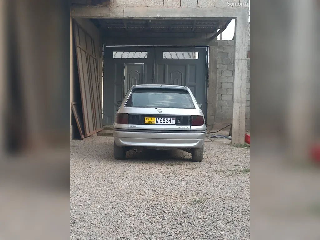 Opel Astra F