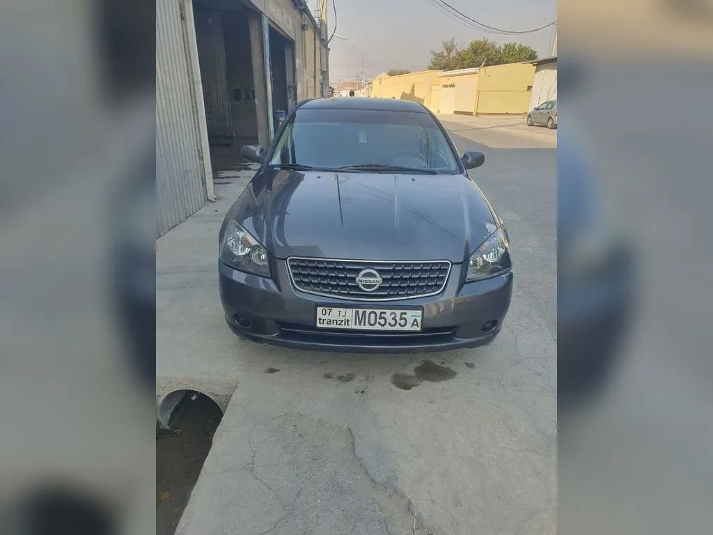 Nissan Altima